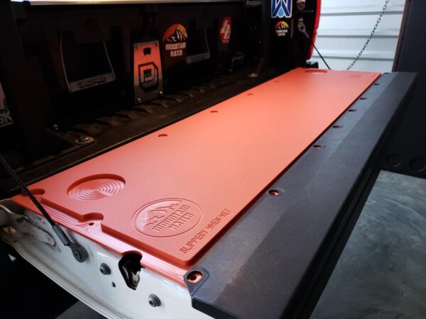 Mountain Hatch Tailgate Insert